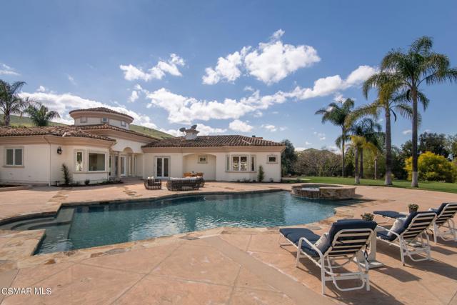 13550 Andalusia Drive, Santa Rosa CA: https://media.crmls.org/mediaz/77047ac8-0738-4fe9-812e-60eeac5dbd25.jpg