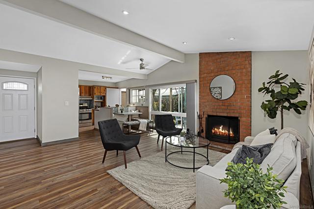 2534 Bartel St, San Diego CA: https://media.crmls.org/mediaz/7705d2f1-1203-4e8e-824b-0b01d877fcc4.jpg