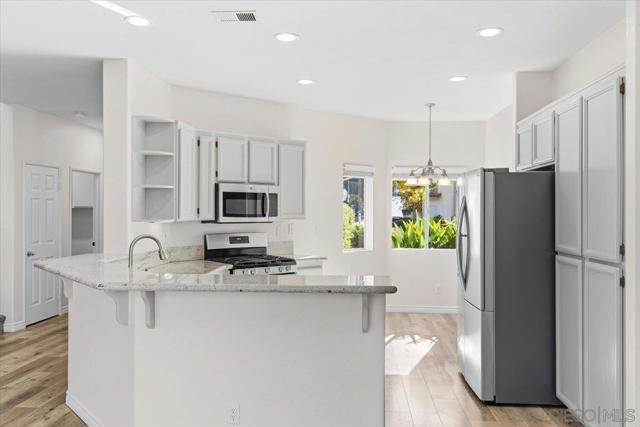 16156 Avenida Venusto, San Diego CA: https://media.crmls.org/mediaz/77061600-a6b4-4b3d-906d-8b82b3147ac9.jpg