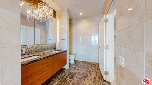 900 W Olympic Boulevard, Los Angeles CA: https://media.crmls.org/mediaz/77063b0e-17b8-44d1-ab48-fc900dcfab43.jpg