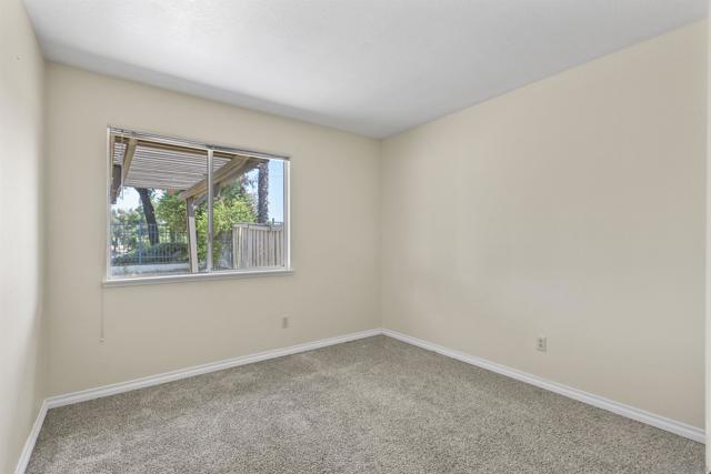 31060 Corte Anza, Temecula CA: https://media.crmls.org/mediaz/7706e930-acb7-476e-b2cd-d8cbd22293c7.jpg