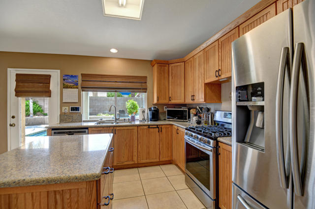 Image 3 of 18 For 45195 Sun Brook Lane