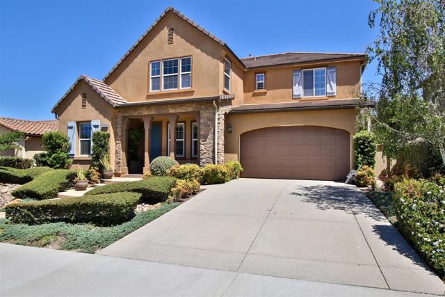 Detail Gallery Image 1 of 29 For 10518 Black Opal Rd, San Diego,  CA 92127 - 5 Beds | 4 Baths