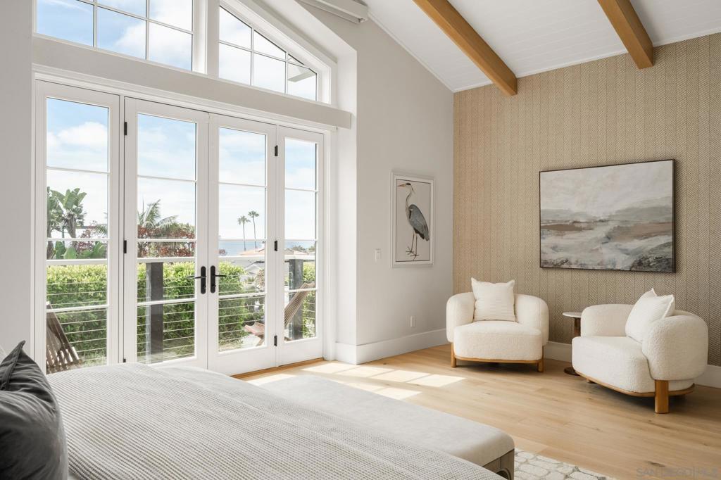 1023 Stratford Ct - photo 3