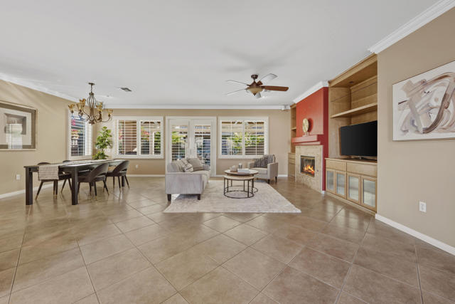 78589 Rainswept Way, Palm Desert CA: https://media.crmls.org/mediaz/77082193-99e5-40c2-93fe-4ba096ea9945.jpg