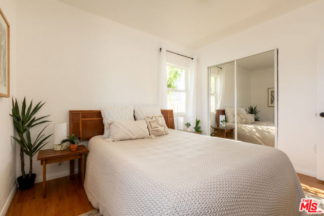 2722 Marine Avenue, Gardena CA: https://media.crmls.org/mediaz/77084a9c-4931-43f5-bc49-1b006febce7b.jpg