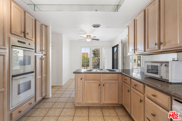 62 Calle Solano, Rancho Mirage CA: https://media.crmls.org/mediaz/7708932e-121f-40df-a8ce-341dc994c5b3.jpg