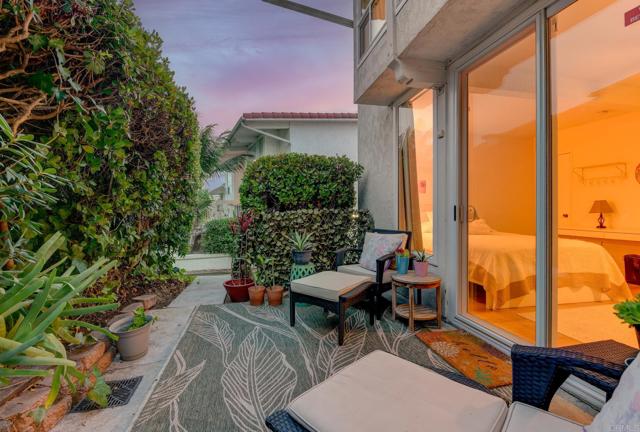Detail Gallery Image 32 of 34 For 2323 Caringa Way #16,  Carlsbad,  CA 92009 - 2 Beds | 2 Baths