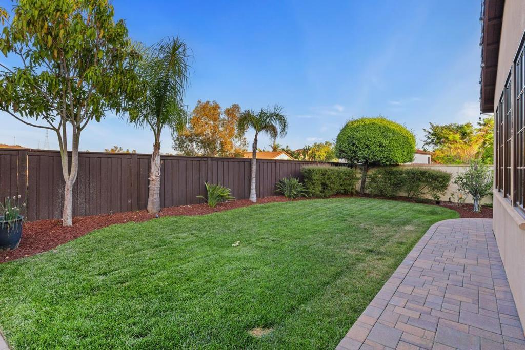 MLS #250030585SD img 30