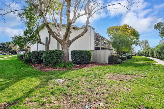 5523 Cribari Circle, San Jose CA: https://media.crmls.org/mediaz/7709276d-0718-494a-8212-a080821fbd03.jpg
