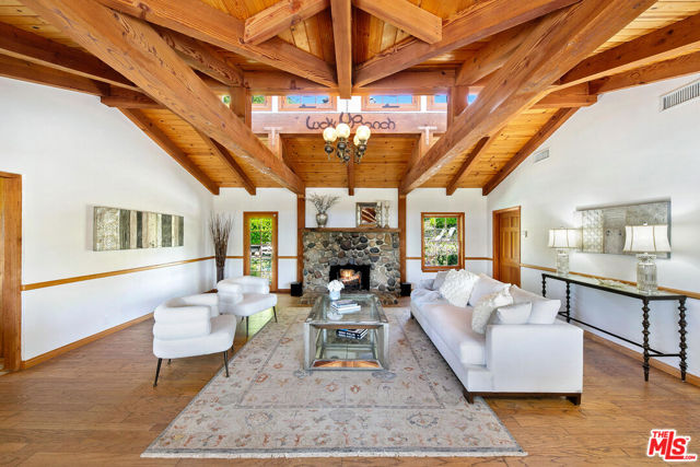 Drew Fenton | 33269 Mulholland Highway Malibu CA | MLS: 7212600 Drew Fenton | 33269 Mulholland Highway Malibu CA | MLS: 7212600