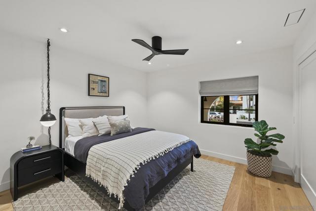 4223 Middlesex Dr, San Diego CA: https://media.crmls.org/mediaz/770a333b-17e6-42db-80e0-d241248cca7d.jpg
