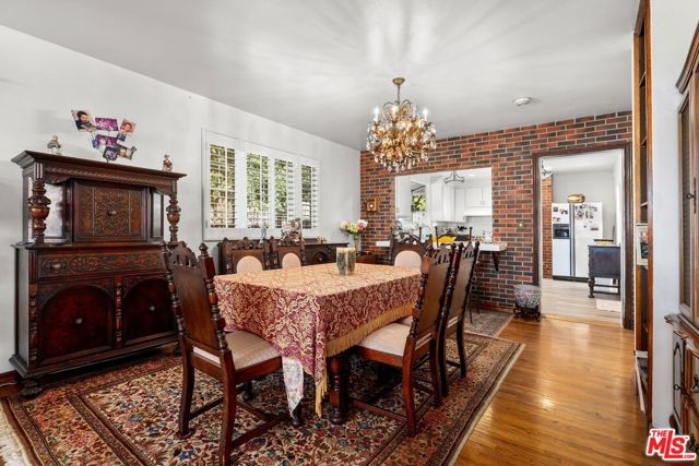 1186 Mcclellan Drive, Los Angeles CA: https://media.crmls.org/mediaz/770a949f-27e2-48a9-b44a-aea89e0a8b11.jpg