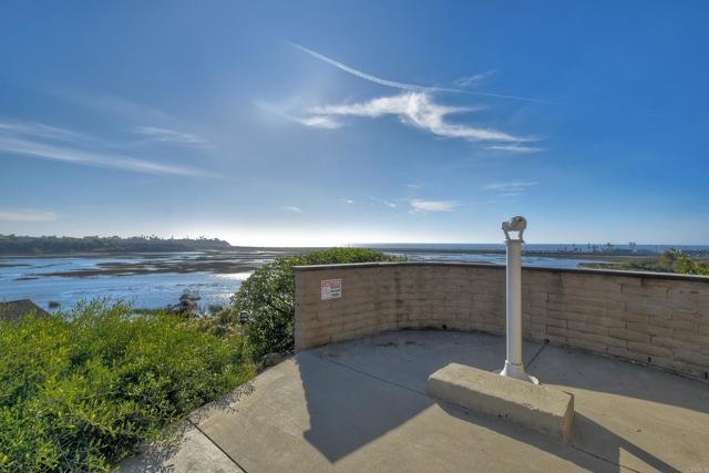 Detail Gallery Image 37 of 61 For 2436 Caminito Ocean Cove, Cardiff By The Sea,  CA 92007 - 2 Beds | 1/1 Baths