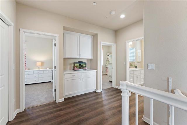 1600 Panorama Drive, Hollister CA: https://media.crmls.org/mediaz/770b2c9c-d8b5-409a-82ea-e934a27ff46d.jpg