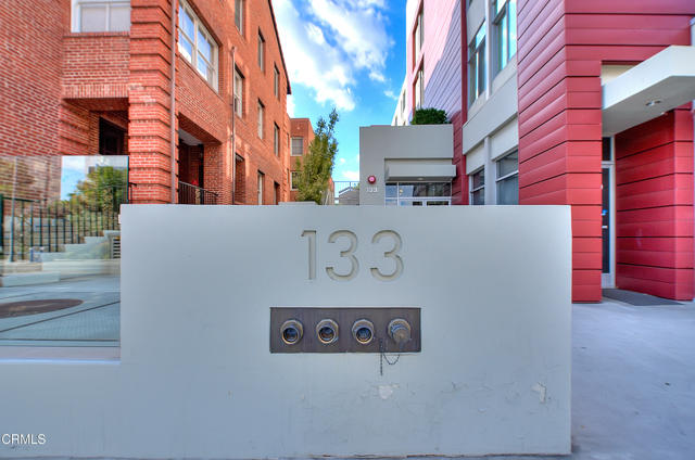 Detail Gallery Image 18 of 56 For 133 S Los Robles Ave #205,  Pasadena,  CA 91101 - 2 Beds | 2 Baths