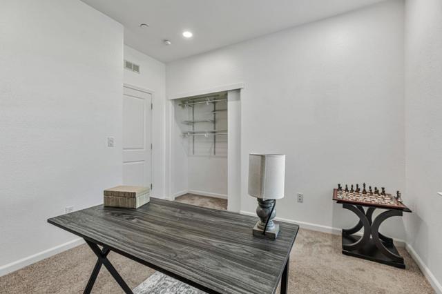 9565 Grande Drive, Gilroy CA: https://media.crmls.org/mediaz/770c4948-0d8b-42ed-882c-e83c6620461a.jpg