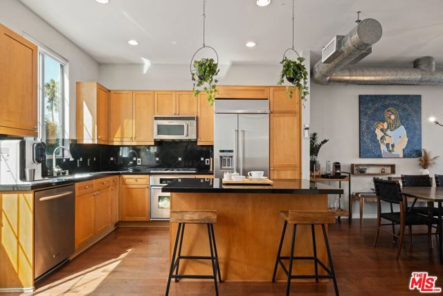 5400 PLAYA VISTA Drive, 22 photo 6