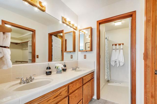 143 Viki Court, Scotts Valley CA: https://media.crmls.org/mediaz/770e8d1e-1954-49ae-aa80-48f3c486d0ad.jpg