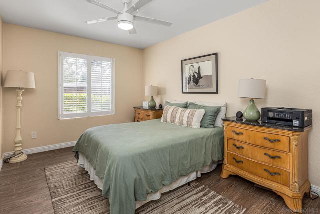 867 Ginger Avenue, Carlsbad CA: https://media.crmls.org/mediaz/770ebd03-bec3-4b0c-be55-2dfdf2339850.jpg