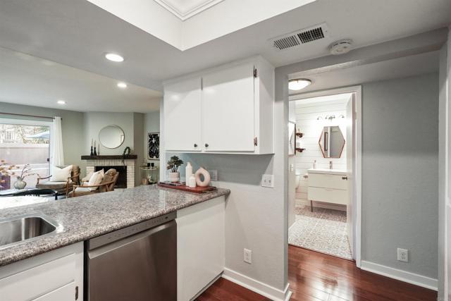 Detail Gallery Image 12 of 28 For 3936 Alabama St #2,  San Diego,  CA 92104 - 2 Beds | 1 Baths