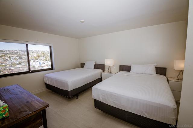 Image 11 of 38 For 4767 Ocean Blvd  712