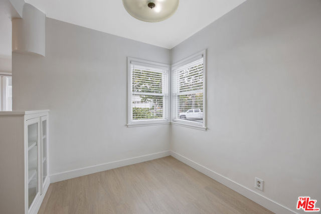 210 S Bundy Drive, Los Angeles CA: https://media.crmls.org/mediaz/77113b14-4f12-4ce4-b669-bae966ac697e.jpg