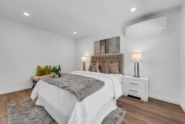 6 Whitecliff Court, San Mateo CA: https://media.crmls.org/mediaz/77114b3b-94a7-41d6-b637-b38825ed3118.jpg