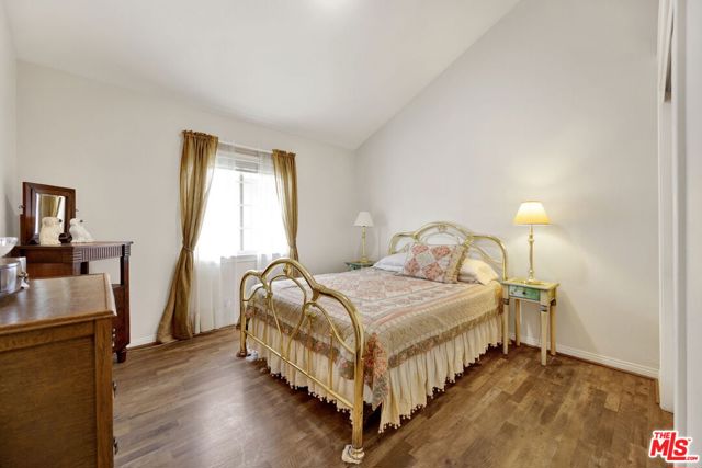 28461 Driver Avenue, Agoura Hills CA: https://media.crmls.org/mediaz/77115fa5-d424-4475-93d0-0d14cd9a0421.jpg