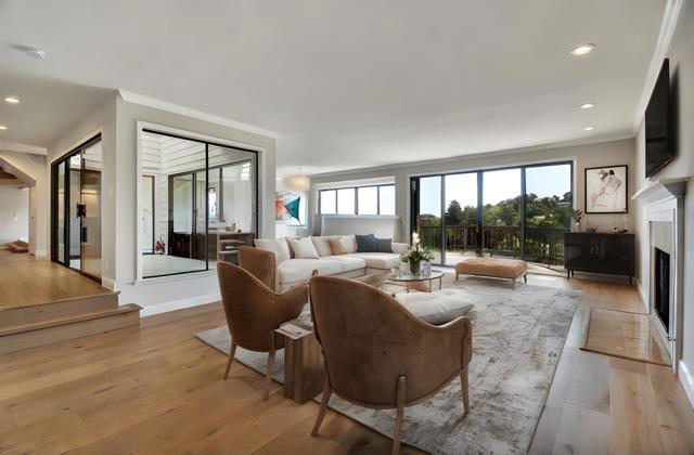 135 Newton Drive, Burlingame CA: https://media.crmls.org/mediaz/7711a707-c221-4548-9b13-0a8f04fc49f5.jpg
