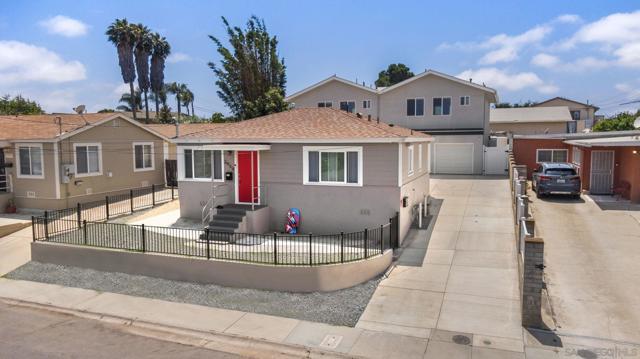 2956 60 Ulric Street, San Diego CA: https://media.crmls.org/mediaz/77129361-0264-4297-8078-04aa92a90080.jpg