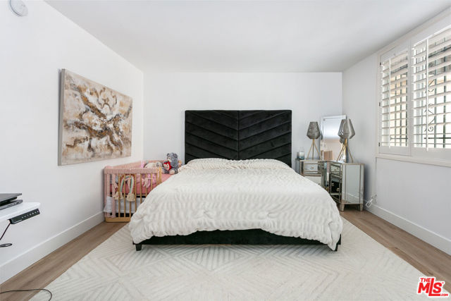 Drew Fenton | 2385 Roscomare Road Los Angeles CA | MLS: 7556899