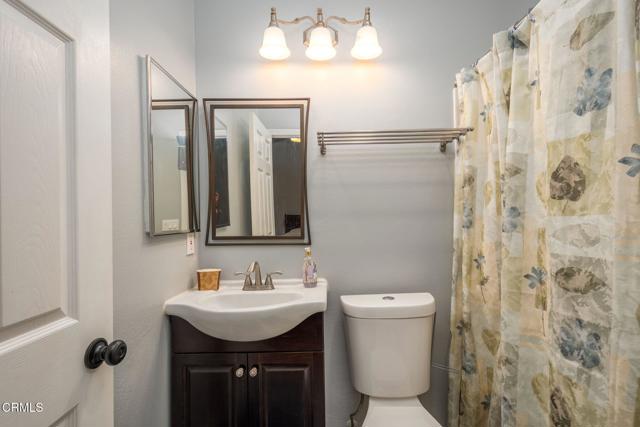 Detail Gallery Image 15 of 31 For 728 Navito Way, Oxnard,  CA 93030 - 4 Beds | 3/1 Baths