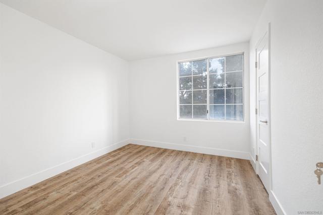2318 Via Villegas, Carlsbad CA: https://media.crmls.org/mediaz/77140b83-c6de-4abd-9862-86169ddc199f.jpg