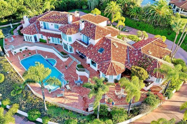 13455 Old Winery Road, Poway CA: https://media.crmls.org/mediaz/77145afb-e8ad-4d7b-9a7f-0092926477d3.jpg