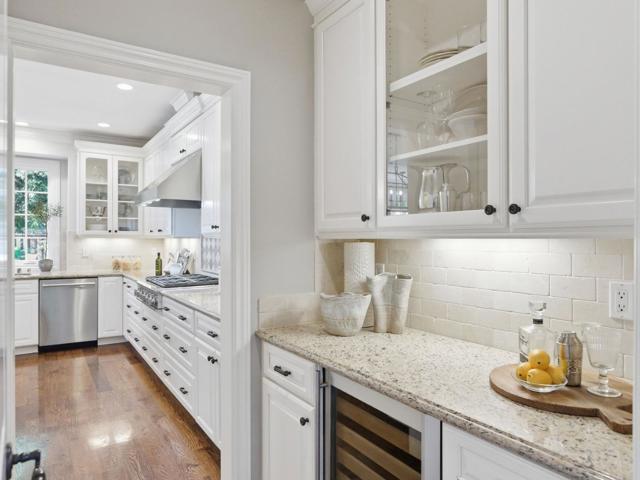 Image 7 of 55 For 345 Vine Street