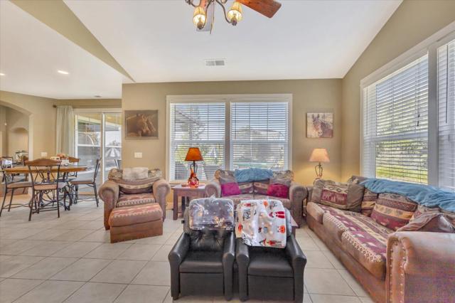 46347 Opah Drive, Ahwahnee CA: https://media.crmls.org/mediaz/7715dac5-d4ee-41b9-ba00-3a3673d677ac.jpg