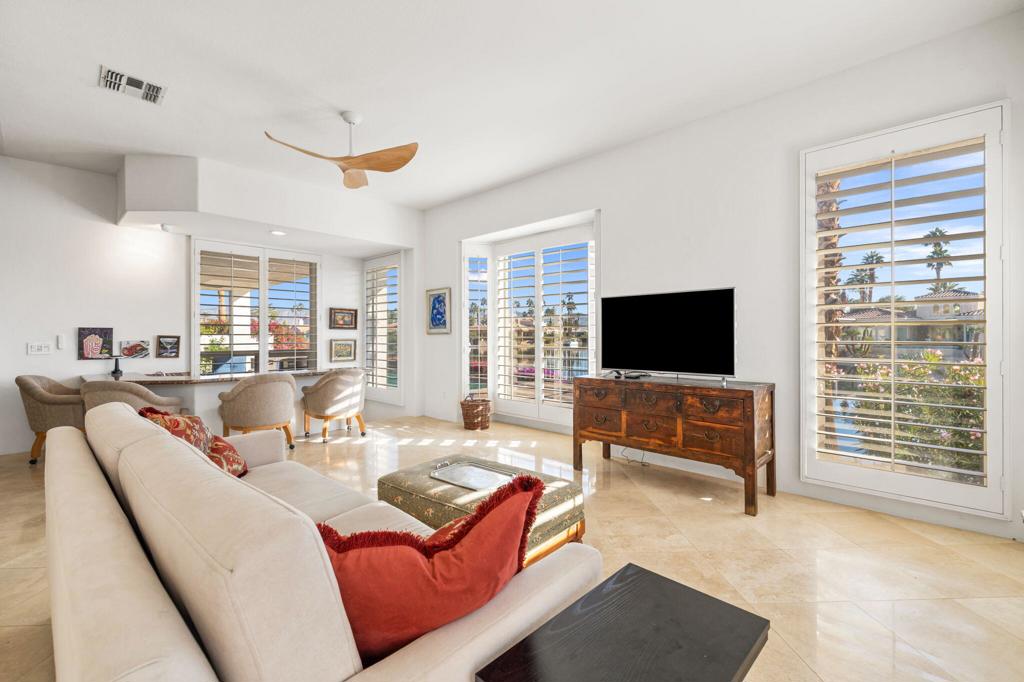 MLS #219139359DA image #31