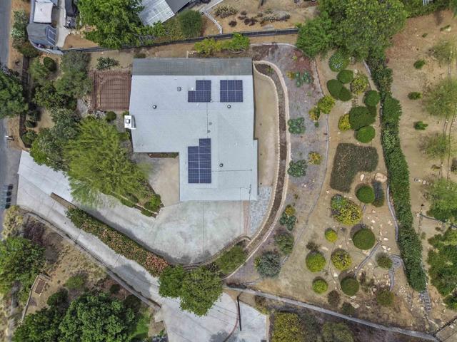 13008 Ha Hana Road, Lakeside CA: https://media.crmls.org/mediaz/7716342a-eba9-4834-80c9-59e5a904baaa.jpg