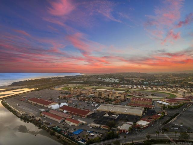 2150 Balboa Ave, Del Mar CA: https://media.crmls.org/mediaz/77176247-378b-4735-a90f-bacc61a02a21.jpg