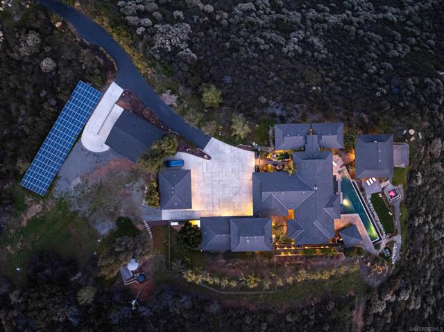 Image 36 of 45 For 20877 Wild Willow Hollow Road