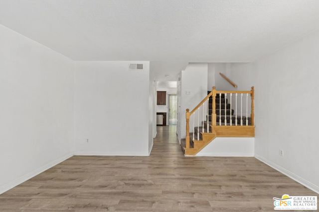 1852 N Mira Loma Way, Palm Springs CA: https://media.crmls.org/mediaz/771a355c-66fd-4cba-a968-b52d9d1cef43.jpg