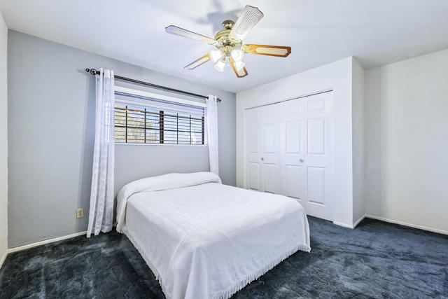 204 Fairway Drive, Needles CA: https://media.crmls.org/mediaz/771a5955-c3b7-40d6-baf3-4a000713c965.jpg