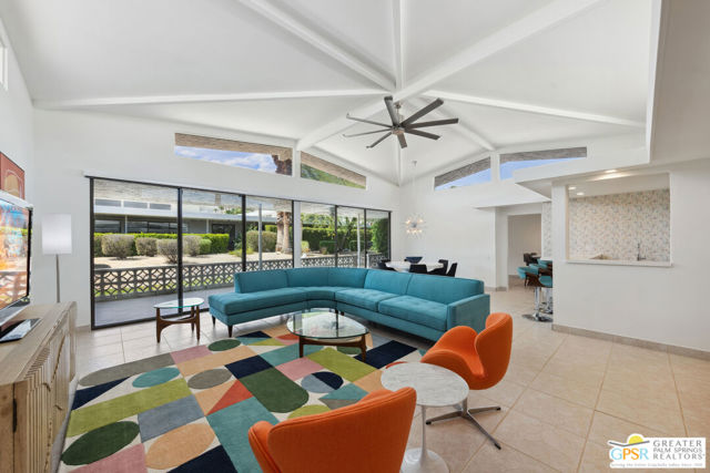 2455 S Madrona Drive, Palm Springs CA: https://media.crmls.org/mediaz/771a5ce2-1421-4841-b6a7-20e9e3a5940b.jpg