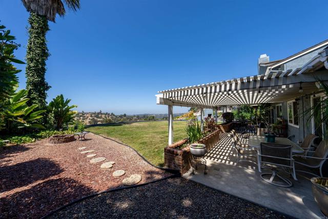 Detail Gallery Image 11 of 16 For 5146 Choc Cliff Dr, Bonita,  CA 91902 - 4 Beds | 2/1 Baths