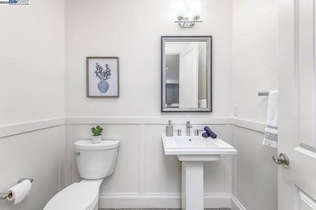7018 Stags Leap Ln, Dublin CA: https://media.crmls.org/mediaz/771b00d3-1b5c-463a-8db5-9f66abbb2167.jpg