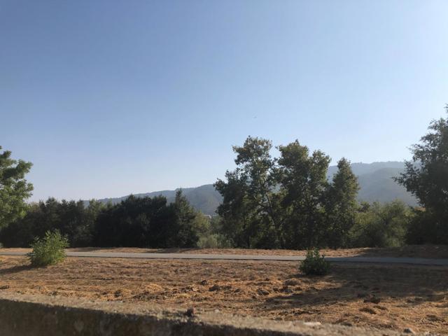 1298 Hersman Drive, Gilroy CA: https://media.crmls.org/mediaz/771b28ab-5a55-42e4-9c03-20dcf70cd29b.jpg