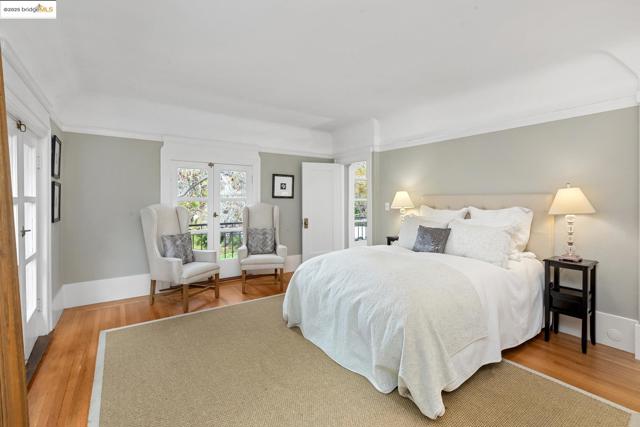 1 Brookside Avenue, Berkeley CA: https://media.crmls.org/mediaz/771b2a96-e85b-44e0-a2f2-a75a0eef7349.jpg