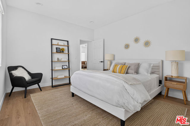 1308 West 53rd Street photo 14