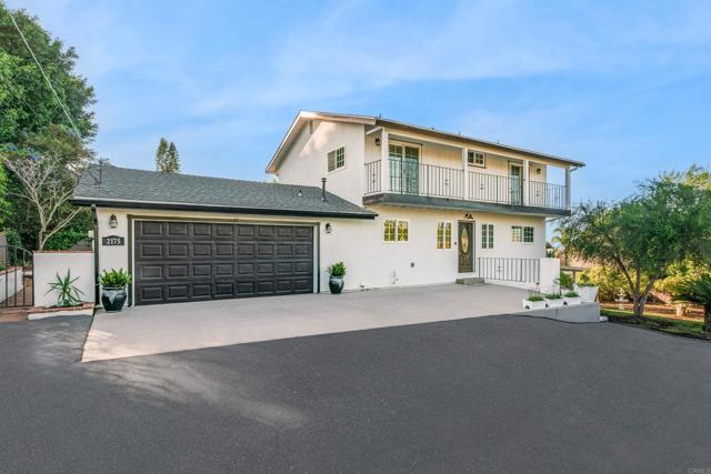 Detail Gallery Image 2 of 42 For 2175 Alta Vista Dr, Vista,  CA 92084 - 5 Beds | 3/1 Baths